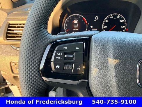 Certified 2026 Honda Ridgeline Black Edition image 29