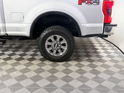 Used 2017 Ford F250 Lariat w/ Lariat Ultimate Package image 8