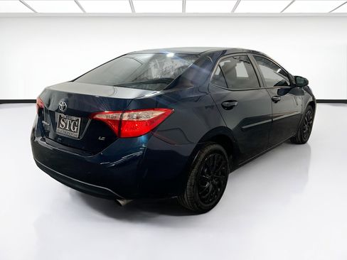 Used 2018 Toyota Corolla LE w/ Carpet Mat Package (TMS) image 4
