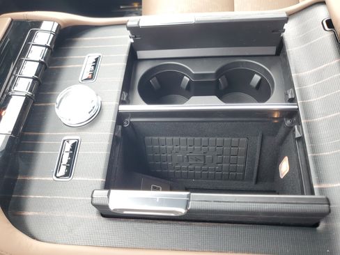New 2026 Lincoln Navigator L Black Label AWD/4WD image 26