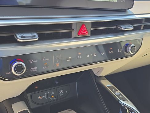 New 2026 Kia Sorento SX FWD image 26