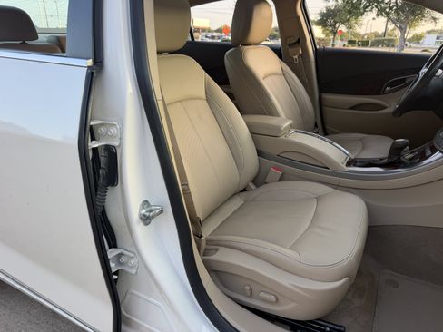 Used 2013 Buick LaCrosse Premium w/ Driver Confidence Package FWD image 10