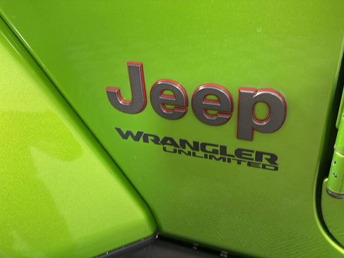 Used 2019 Jeep Wrangler Unlimited Rubicon image 10