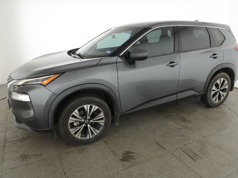 Used 2021 Nissan Rogue SV FWD image 11