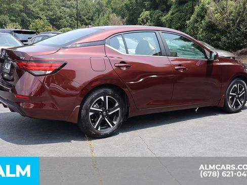 Used 2024 Nissan Sentra SV FWD image 5