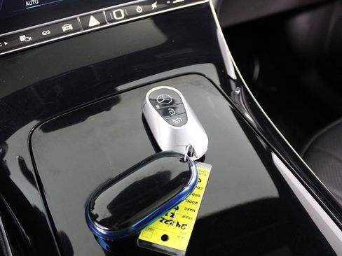 Used 2023 Mercedes-Benz EQS 450+ SUV image 30
