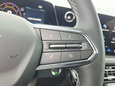 New 2026 Chevrolet Traverse LT w/ Midnight/Sport Edition image 18