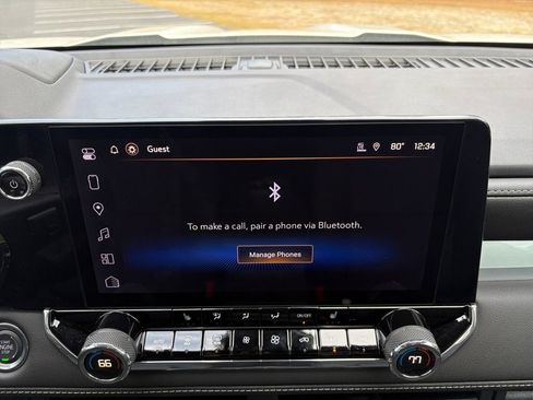 New 2025 Chevrolet Colorado LT w/ LT Convenience Package image 20