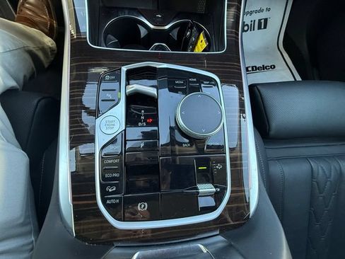 Used 2026 BMW X7 xDrive40i w/ Premium Package AWD/4WD image 35