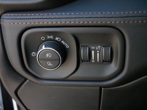 Used 2022 RAM 3500 Limited image 26