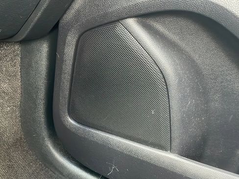 Used 2020 Ford Edge Titanium image 23