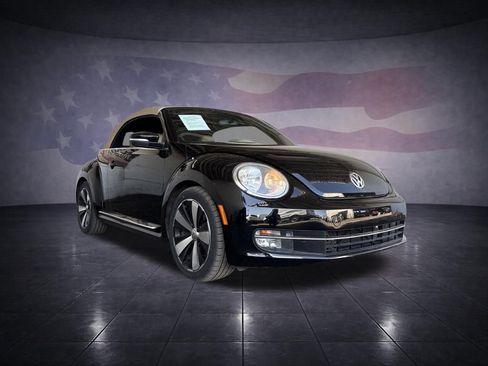 Used 2013 Volkswagen Beetle 2.0T FWD image 7