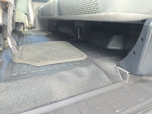 Used 2015 Ford F250 XL RWD image 21