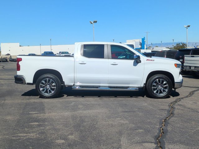 Certified 2026 Chevrolet Silverado 1500 LT AWD/4WD image 9