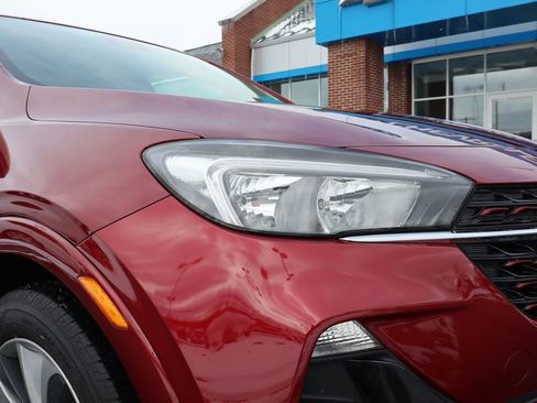 Used 2023 Buick Encore GX Select w/ Sport Touring Package image 4