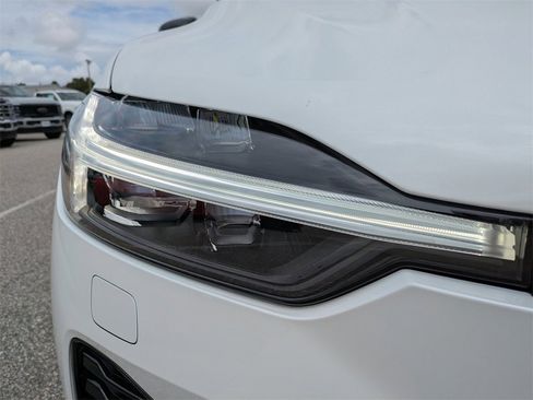 New 2026 Volvo XC60 B5 Ultra w/ Protection Package Premier image 10