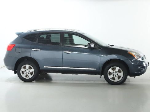 Used 2014 Nissan Rogue S w/ Convenience Package AWD/4WD image 11
