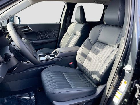 New 2026 Mitsubishi Outlander SEL image 21