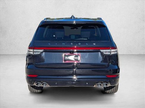 New 2025 Lincoln Aviator 2WD w/ Jet Appearance Package image 7