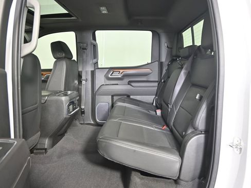 Used 2023 GMC Sierra 1500 Denali AWD/4WD image 18