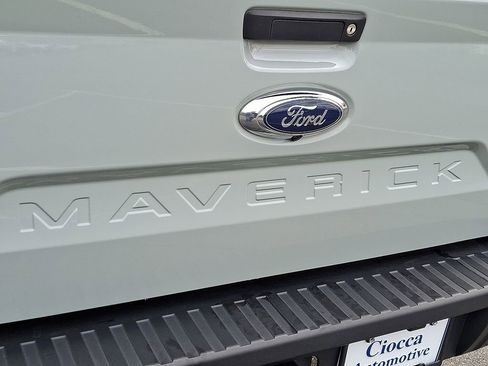 Used 2023 Ford Maverick XLT image 30