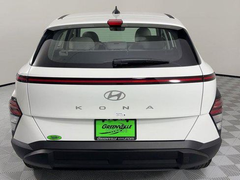 New 2026 Hyundai Kona SE image 10