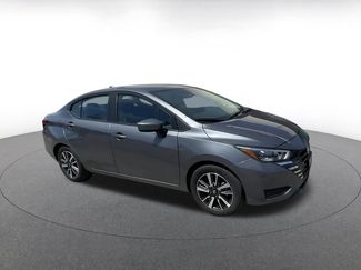 Used 2025 Nissan Versa SV video 2
