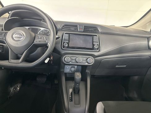 Used 2025 Nissan Versa S image 21