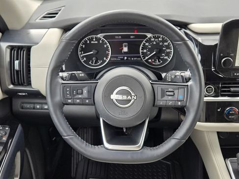 Used 2024 Nissan Pathfinder SL w/ Cargo Package FWD image 22