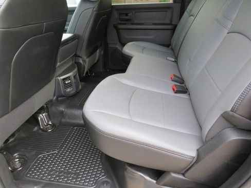 New 2023 RAM 5500 Tradesman w/ Chrome Appearance Group image 44