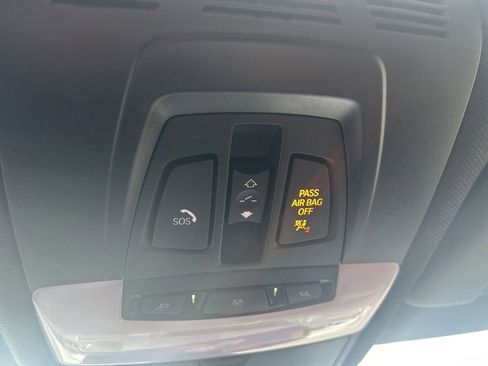 Used 2017 BMW X5 xDrive40e AWD/4WD image 31