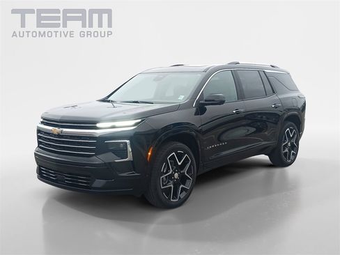 New 2026 Chevrolet Traverse High Country w/ LPO, Floor Liner Package image 3