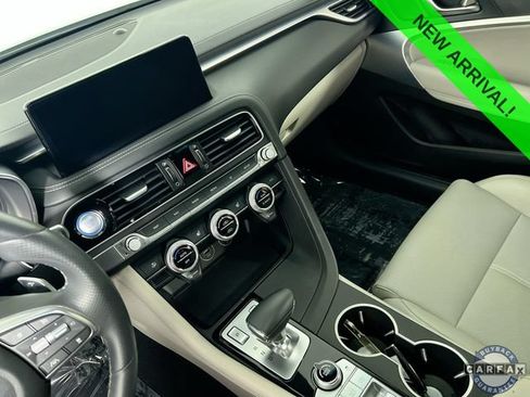 Used 2023 Genesis G70 2.0T RWD image 23