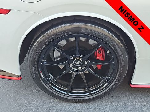 Used 2024 Nissan Z NISMO w/ Floor Mat Package RWD image 12