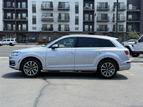 Used 2019 Audi Q7 2.0T Premium Plus w/ Premium Plus Package AWD/4WD image 4