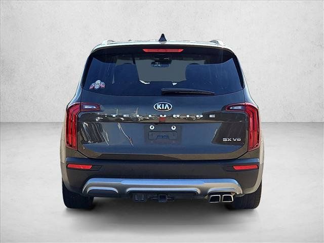 Used 2021 Kia Telluride SX w/ Towing Package FWD image 7