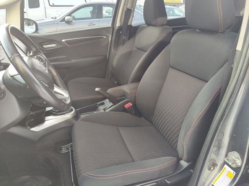 Used 2018 Honda Fit Sport image 11