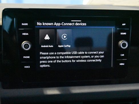 New 2026 Volkswagen Jetta SE image 9