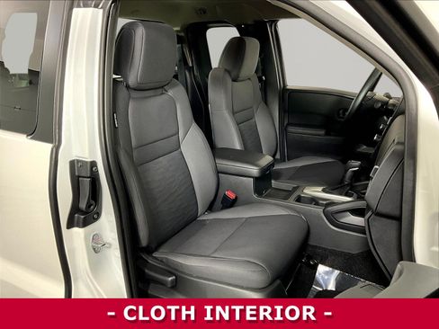Certified 2025 Nissan Frontier S AWD/4WD image 29