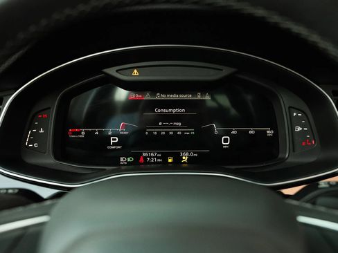 Used 2022 Audi Q8 Premium Plus AWD/4WD image 36