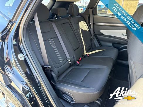 Used 2024 Hyundai Tucson SEL FWD image 16