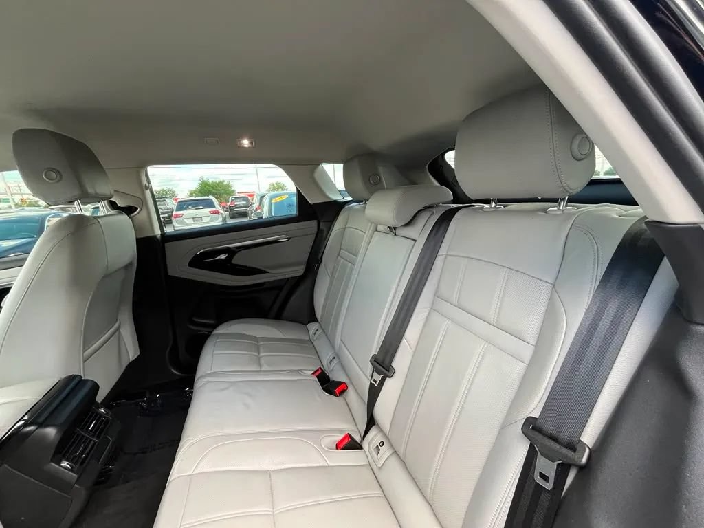 Used 2020 Land Rover Range Rover Evoque S AWD/4WD image 38
