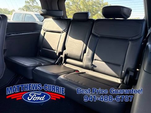 New 2026 Ford Expedition Platinum w/ Stealth Appearance Package AWD/4WD image 12