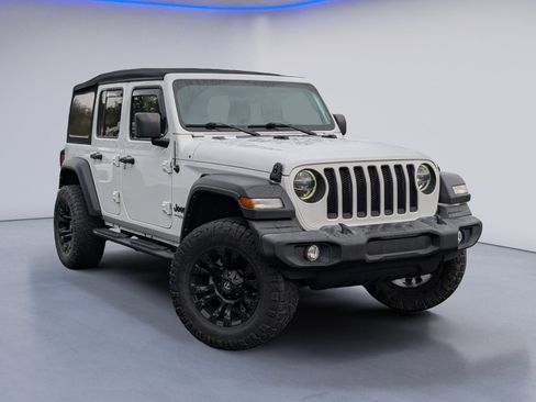 Certified 2022 Jeep Wrangler Unlimited Sport image 2