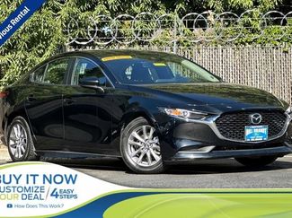 Used 2022 MAZDA MAZDA3 Sedan image 1