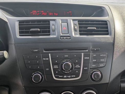 Used 2012 MAZDA MAZDA5 Touring w/ Moonroof & Audio Pkg image 21