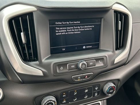 Used 2024 GMC Terrain SLE FWD image 14