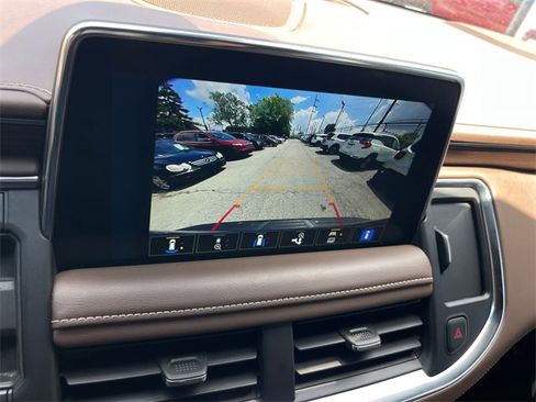 Used 2022 Chevrolet Tahoe High Country image 16