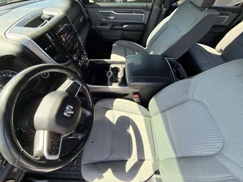 Used 2021 RAM 1500 Big Horn AWD/4WD image 3
