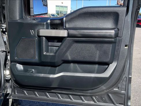 Used 2019 Ford F150 Platinum w/ Equipment Group 701A Luxury image 23